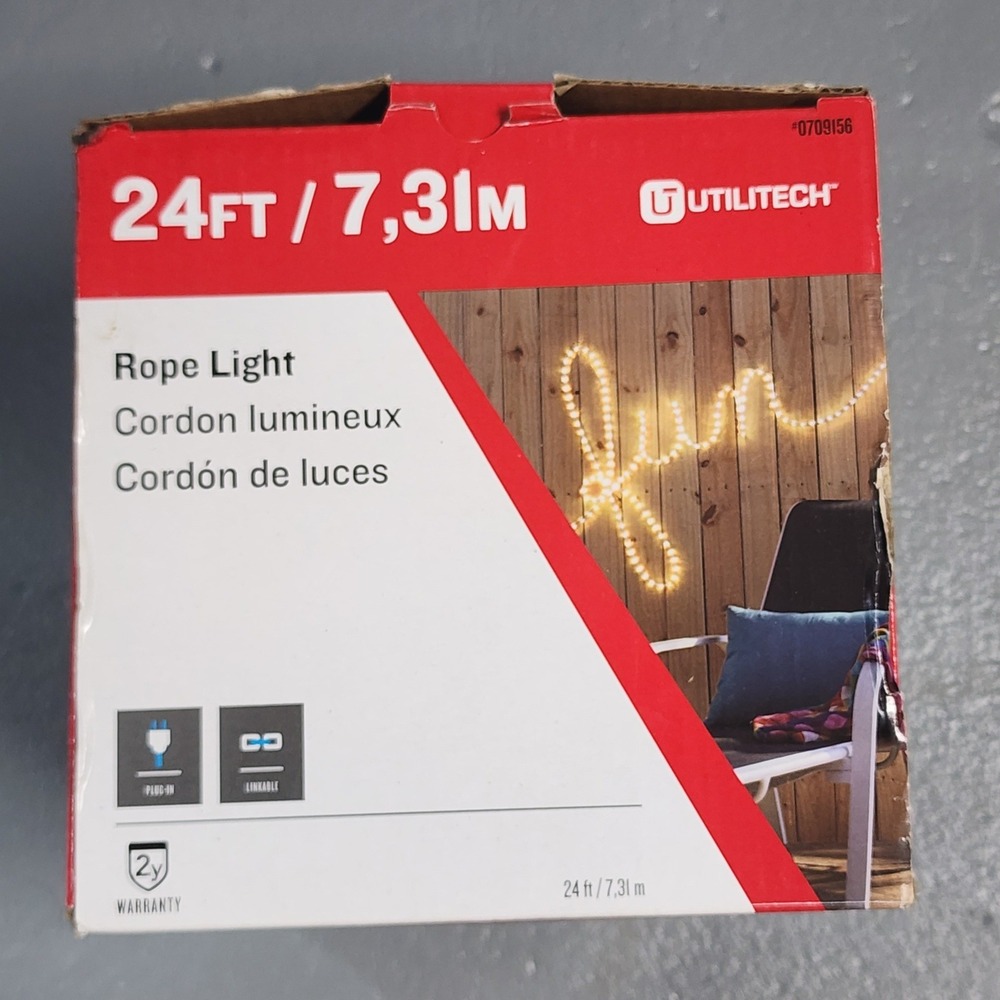 Utilitech Rope Light 24ft Warm White Plug-In Linkable Outdoor Indoor #0709156